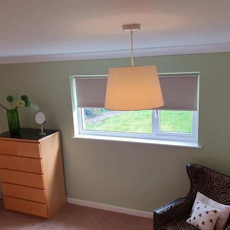 The Elfin- Lovely 1 Bedroom - Free Parking Bridge of Allan Esterno foto
