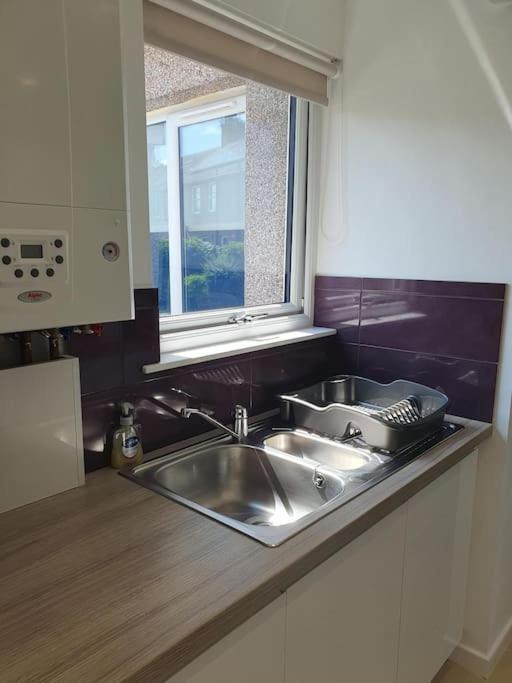 The Elfin- Lovely 1 Bedroom - Free Parking Bridge of Allan Esterno foto