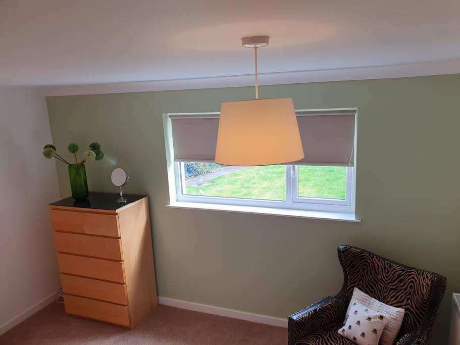 The Elfin- Lovely 1 Bedroom - Free Parking Bridge of Allan Esterno foto
