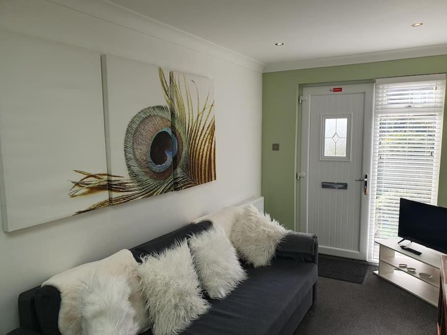 The Elfin- Lovely 1 Bedroom - Free Parking Bridge of Allan Esterno foto